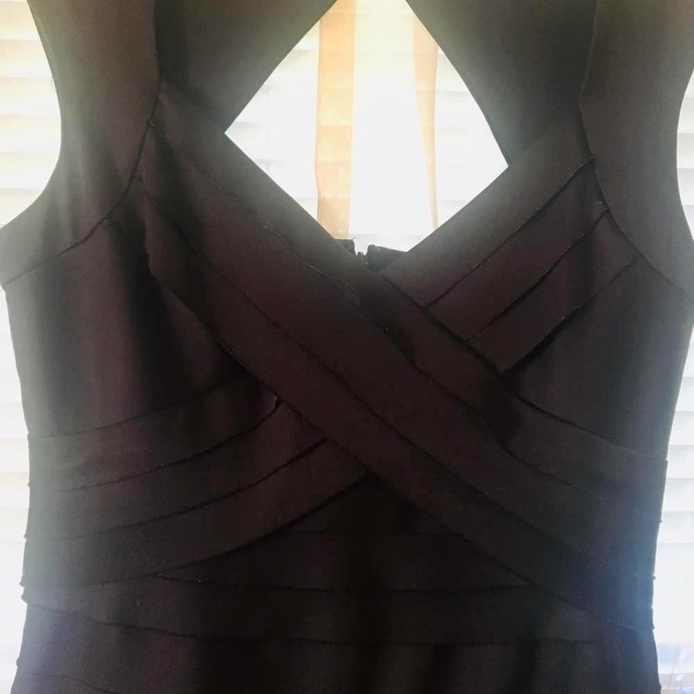 Dress - Picture 2 of 5